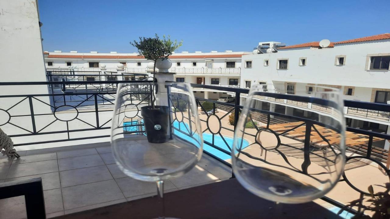 Paramount Gardens Resorts C201 Larnaca Extérieur photo